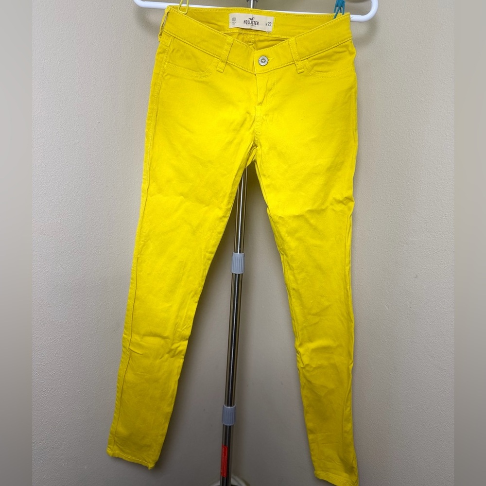 Hollister Mid-rise Skinny Pants, Yellow, Size 00